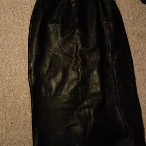 Leather skirt